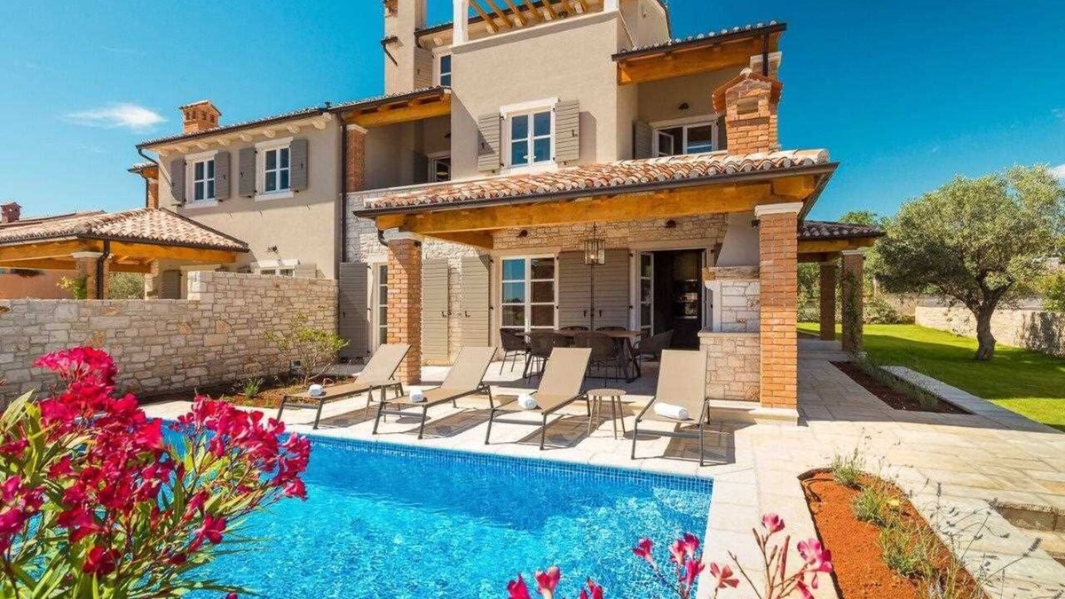 Vabriga Villa | Villa Vanessa with pool