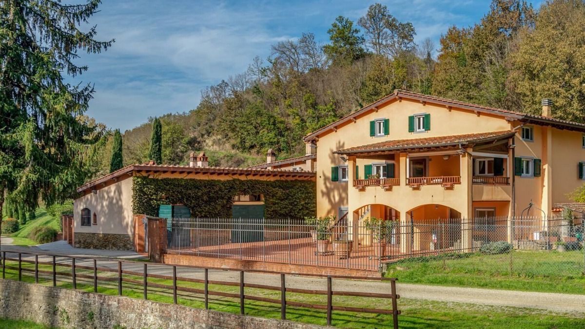 Reggello Villa | Villa Vasari - Seven Bedroom Villa, Sleeps 12