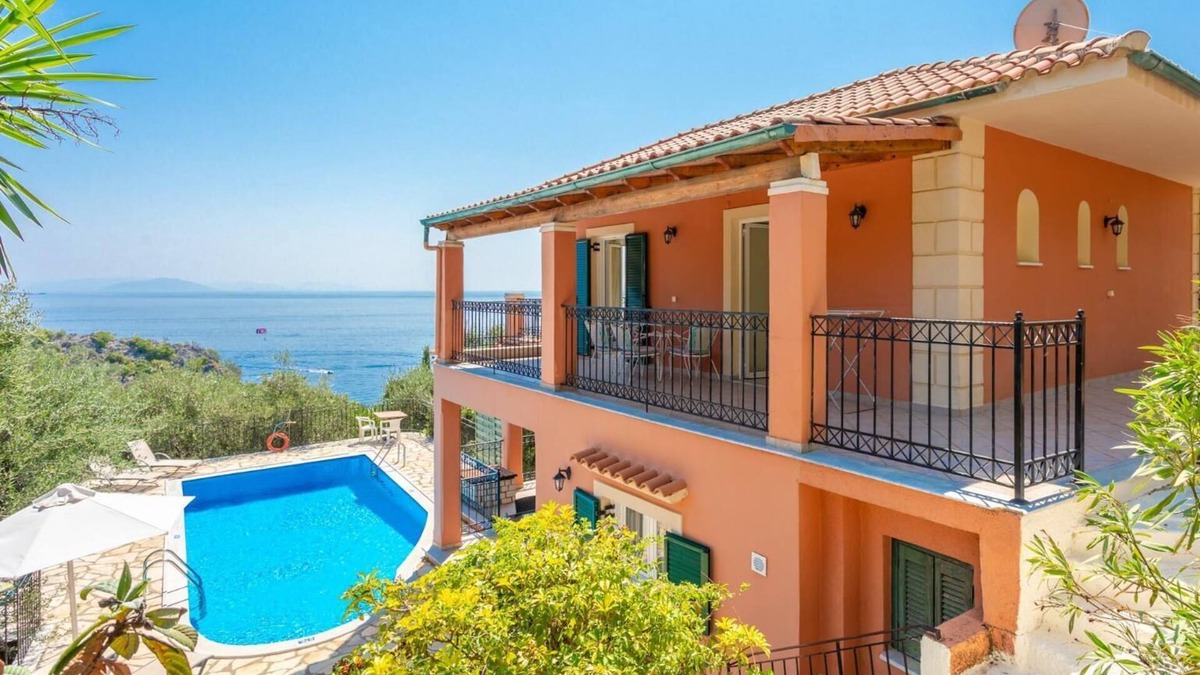 Nisaki Villa | Villa Vasillis - Three Bedroom Villa, Sleeps 7
