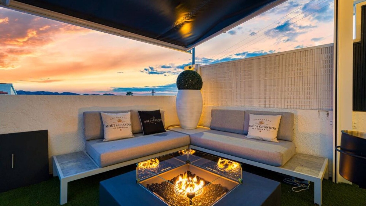 L'Alfas del Pi Villa | Villa Vega with Pool, Garden & Wi-Fi