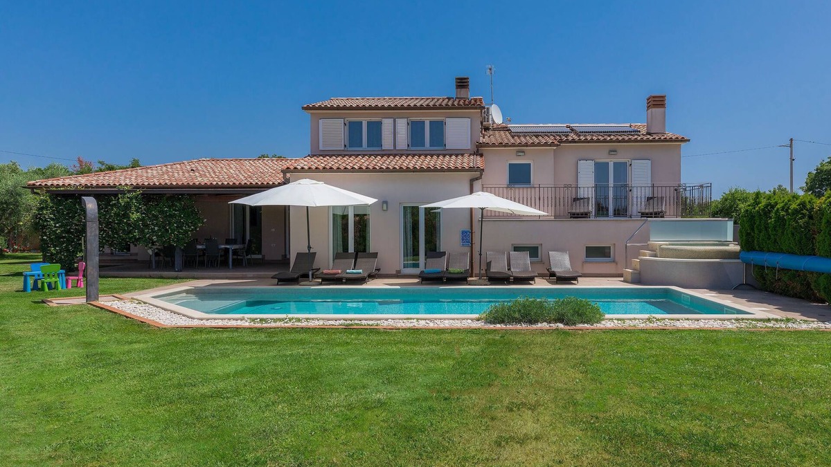 Liznjan House | Villa Vela by Interhome