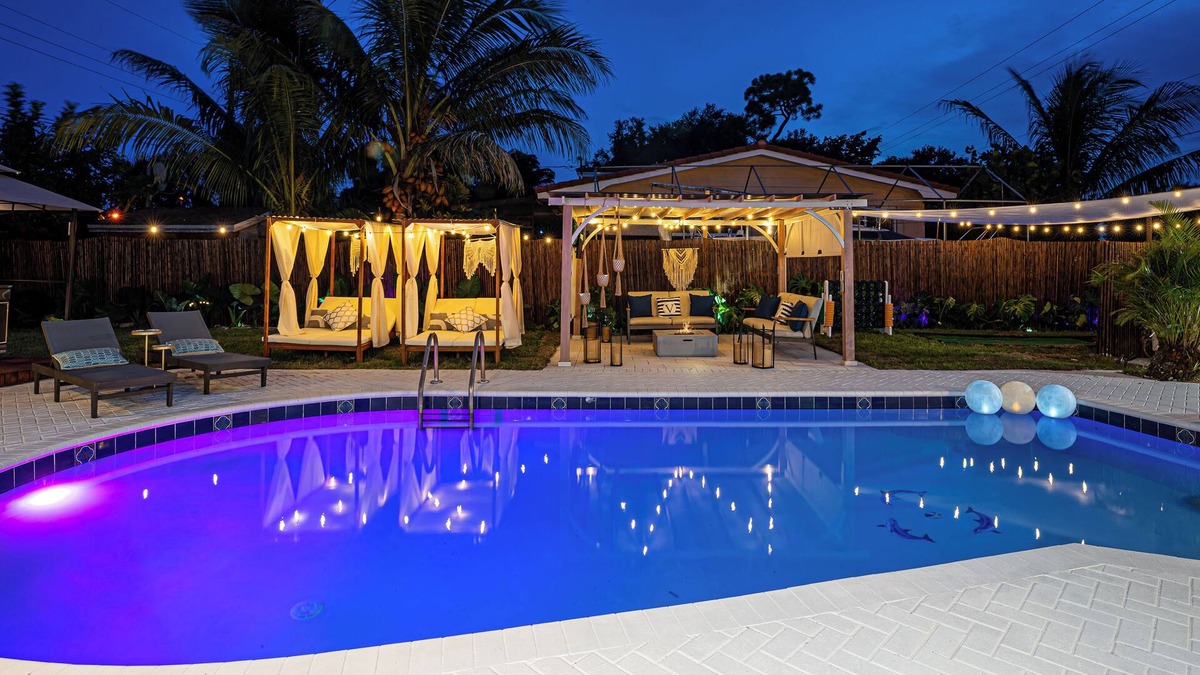 Pembroke Pines House | Villa Velvet