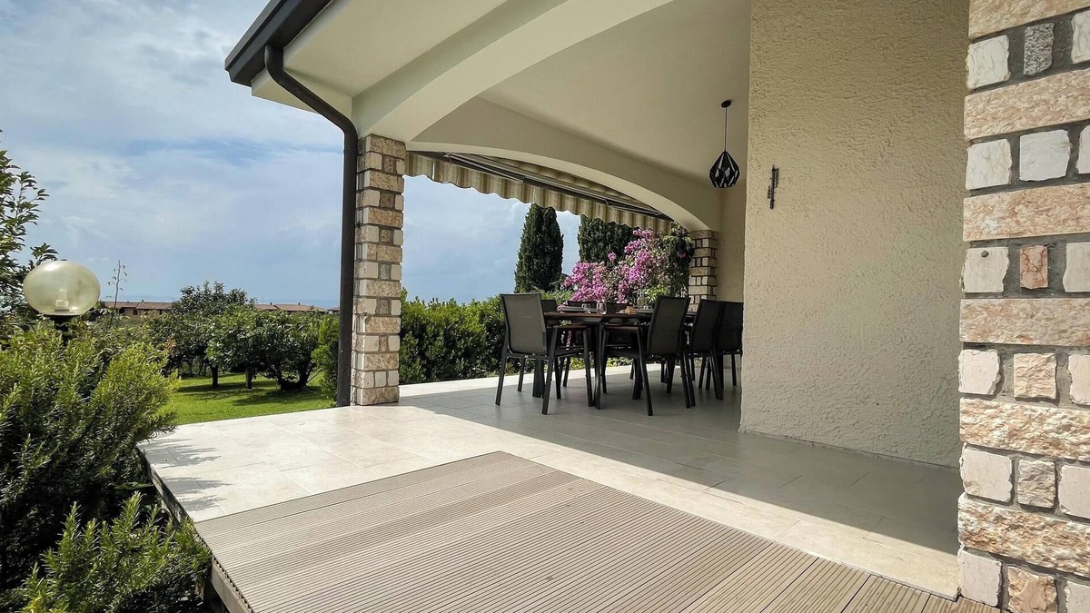 Bardolino Villa | Villa "Venezia Bardolino" with Lake View and Garden