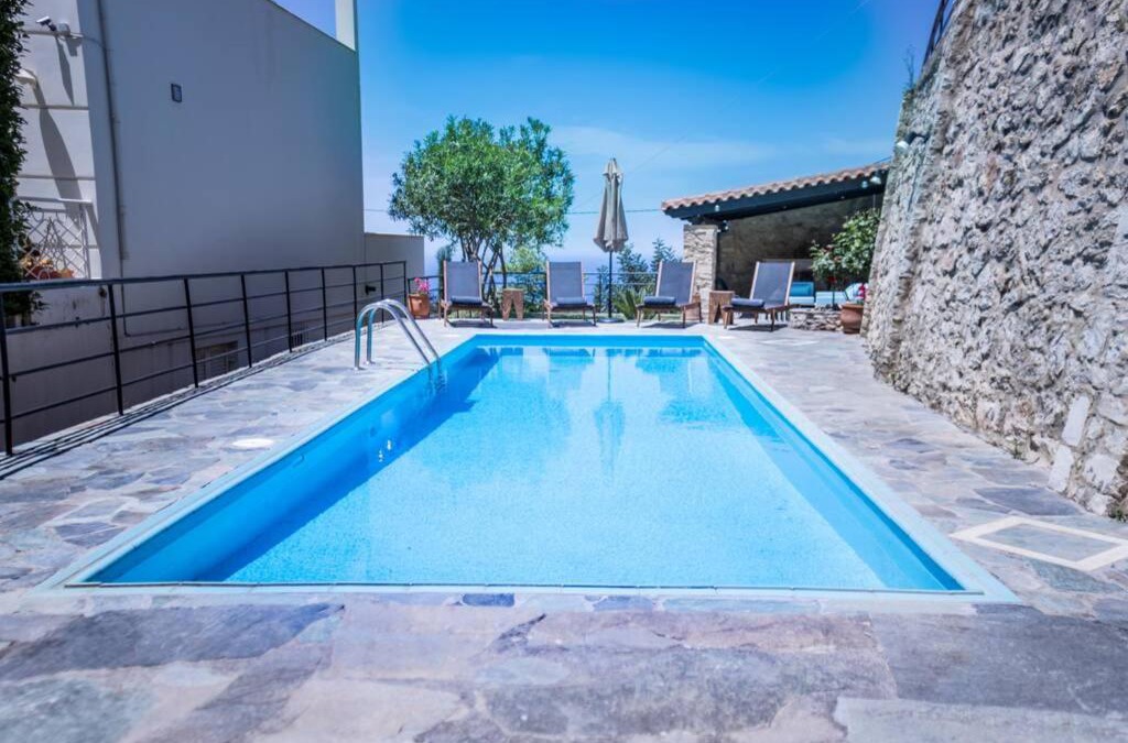 Roussospiti Apartment | Villa Ventus, 40sqm private pool & hot tub!