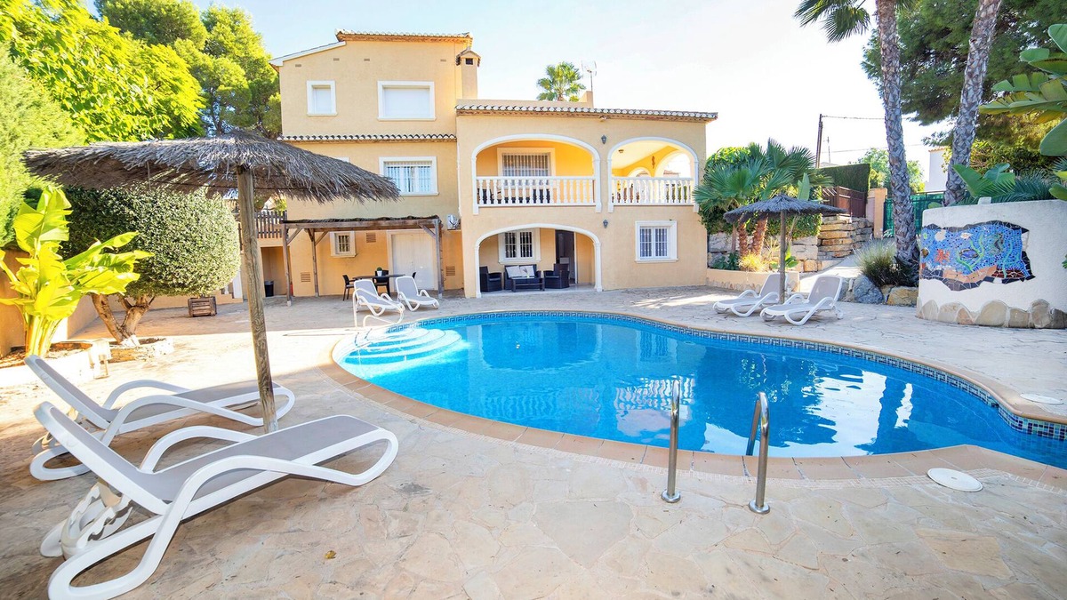 Casas de Torrat Villa | Villa 'Verano' with Private Pool, Wi-Fi and Air Conditioning
