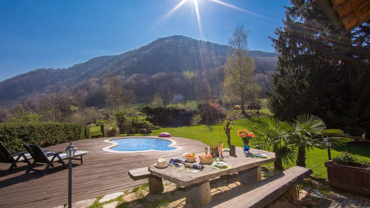 Occagno Villa | Villa Victoria, Argegno, Italy