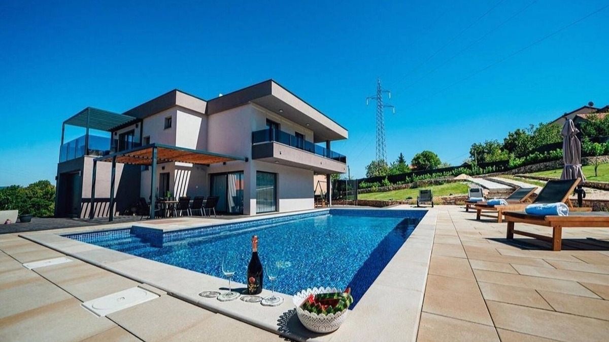 Lokvicici Villa | Villa Viktoria* a luxury villa with pool in Imotski