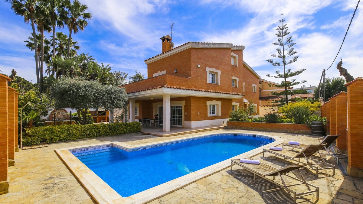 Salou Villa | Villa VILADOMAT - Only Families