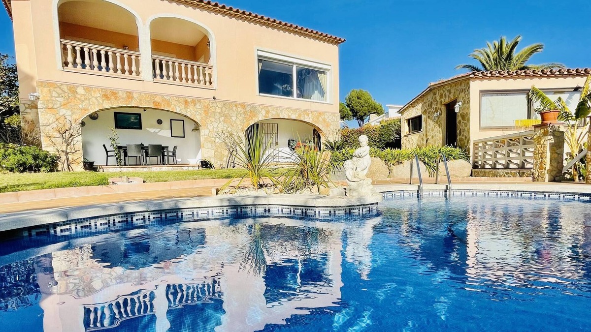 El Vilar d'Aro Villa | Villa Vilar d'Aro by Costabravaway