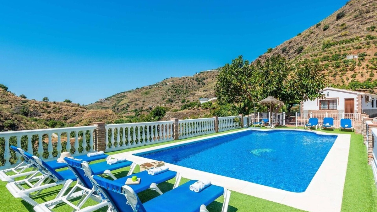 Arenas Villa | Villa Virginia Arenas by Ruralidays