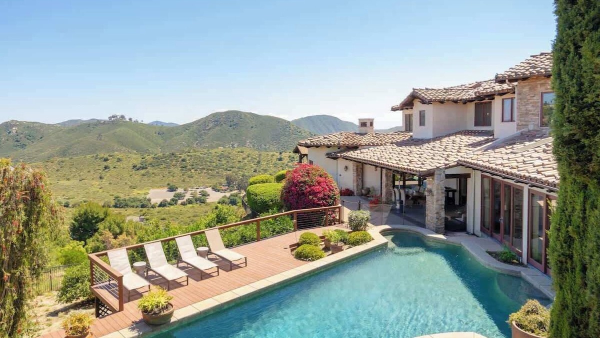 Lake Hodges Villa | Villa Vista de Rancho Santa Fe w/Pool, Views!
