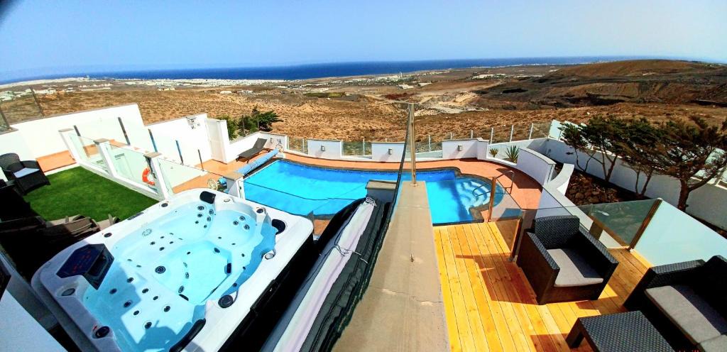 Guime Villa | Villa Vista Mar Ii, sea views, 600Mbit Dsl, 280 sqm, whirlpool, gaming room mm