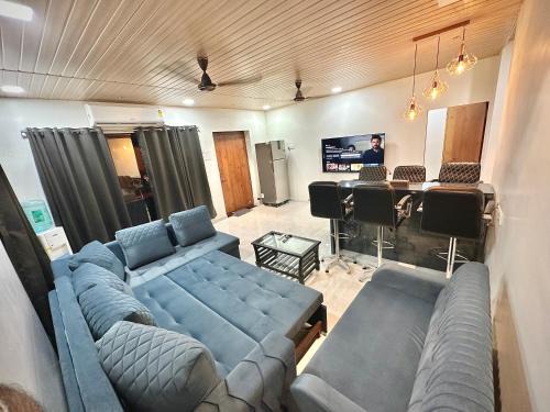 Yeoor Hills Villa | Villa Vistaa