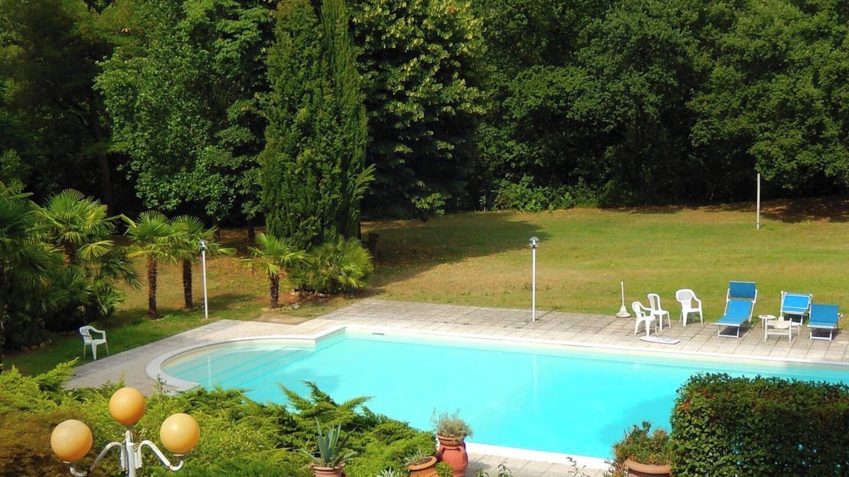 Trebbiantico Villa | Villa 'Vittorio 4km from the Sea' with Private Pool, Wi-Fi and Air Conditioning