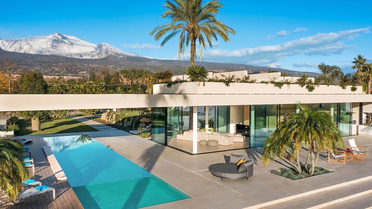 Carruba Villa | Villa Volcano - My Rental Homes