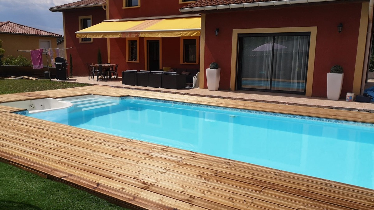 Saint-Symphorien-d'Ozon House | VILLA WITH SWIMMING POOL 15 min from LYON