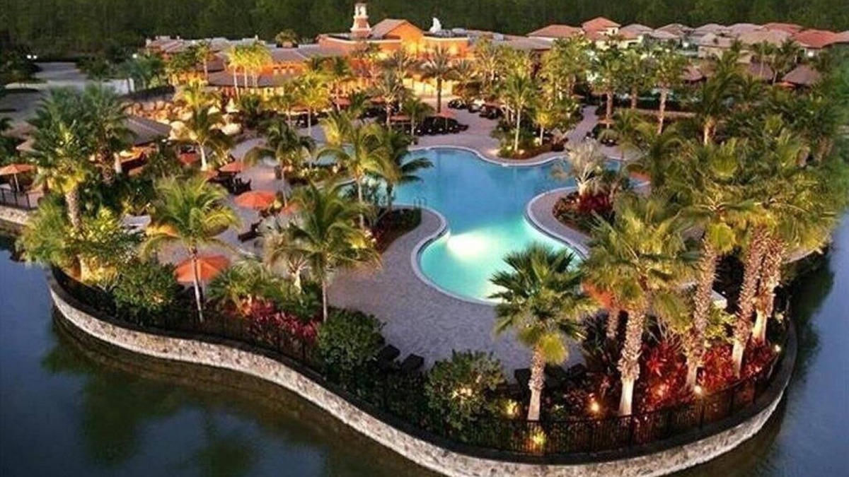 Fort Myers Villa | Villa w Relaxing Resort Amenities