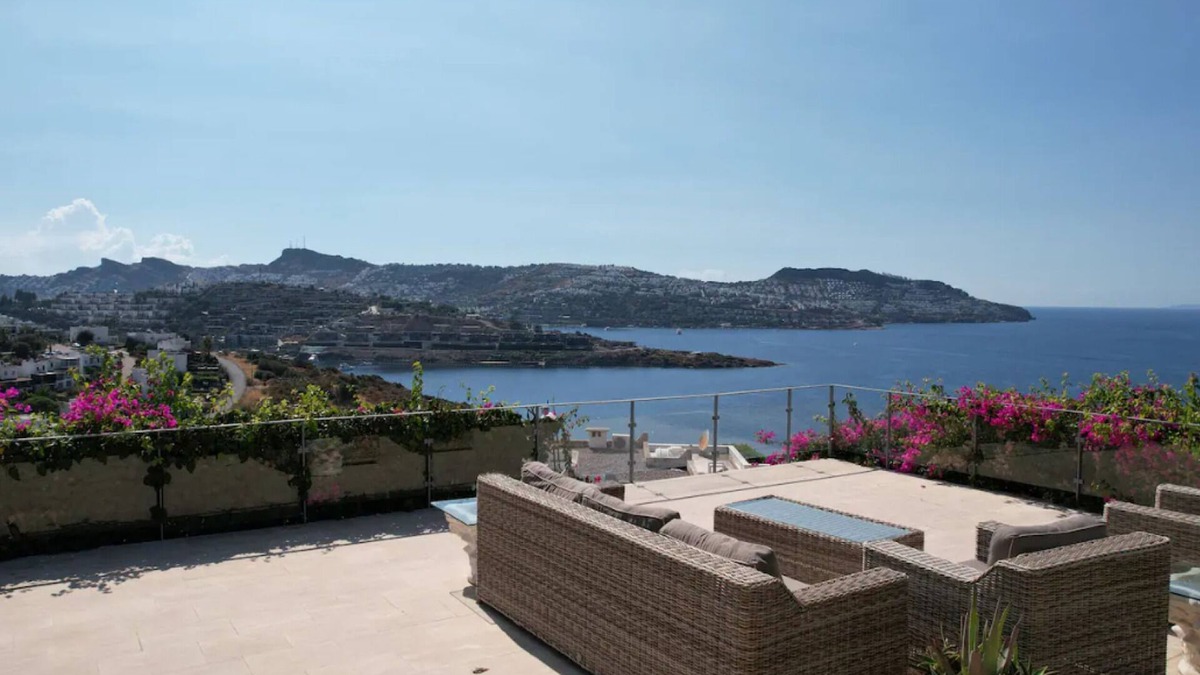 Gundogan Villa | Villa w Sea View Terrace 5 min to Beach in Bodrum