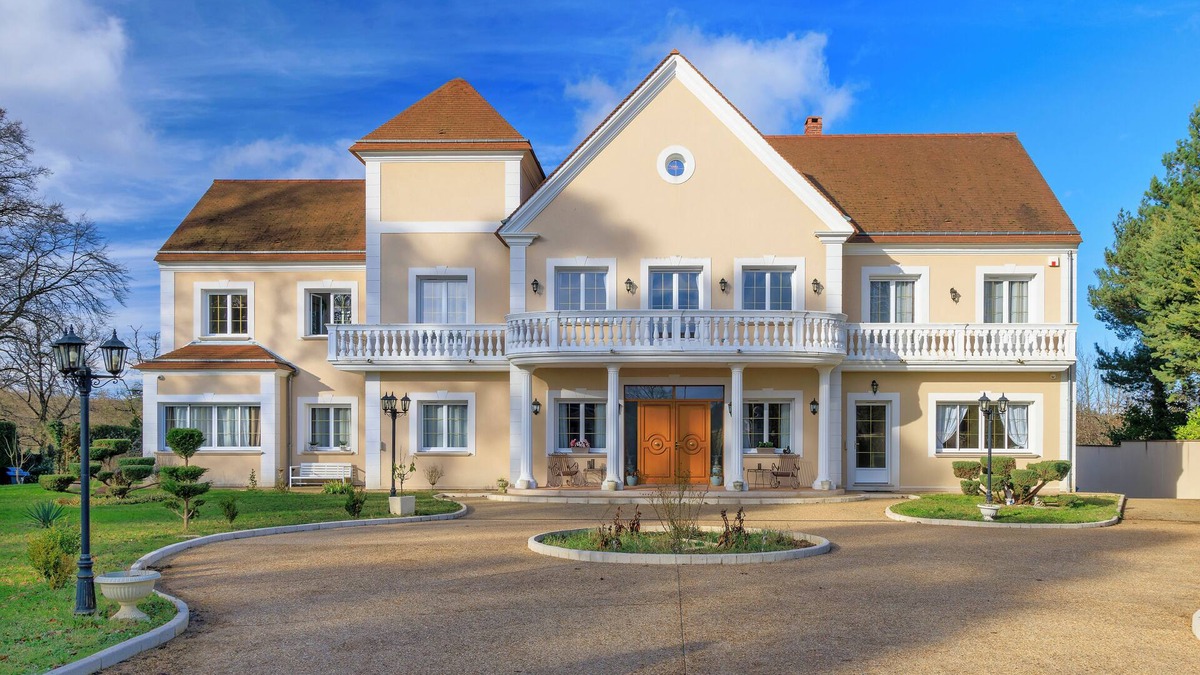 Poigny la Foret Villa | Villa Westwood - Les Demoiselles à Versailles