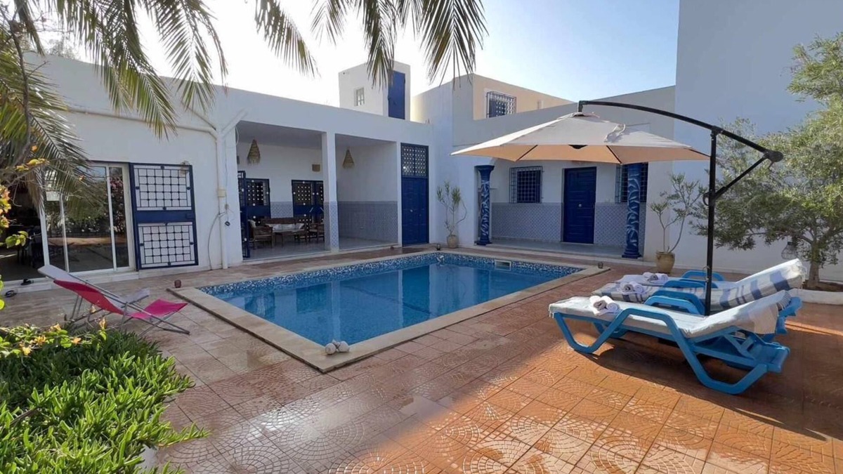 Guellala Villa | Villa with pool, in Er Riadh near Djerba Hood capacity up to 12 pers ok 🐕😺