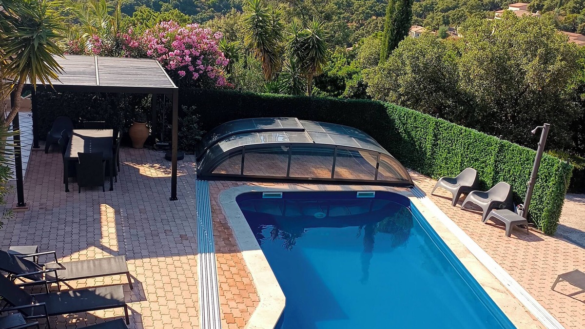 Rayol-Canadel-sur-Mer Villa | Villa with sea view, heated pool 3 or 5 bedrooms (6-8 people) quiet wifi