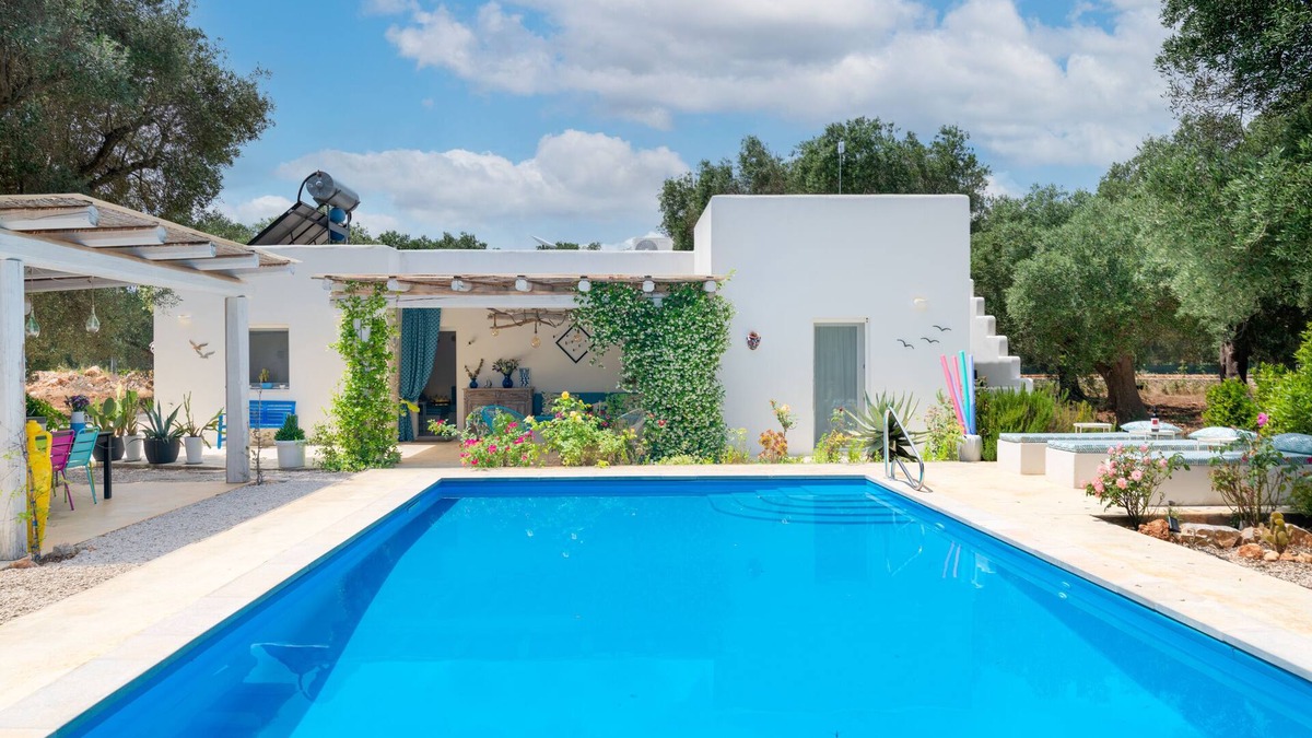San Vito dei Normanni Villa | VILLA WITH POOL IN POUILLES