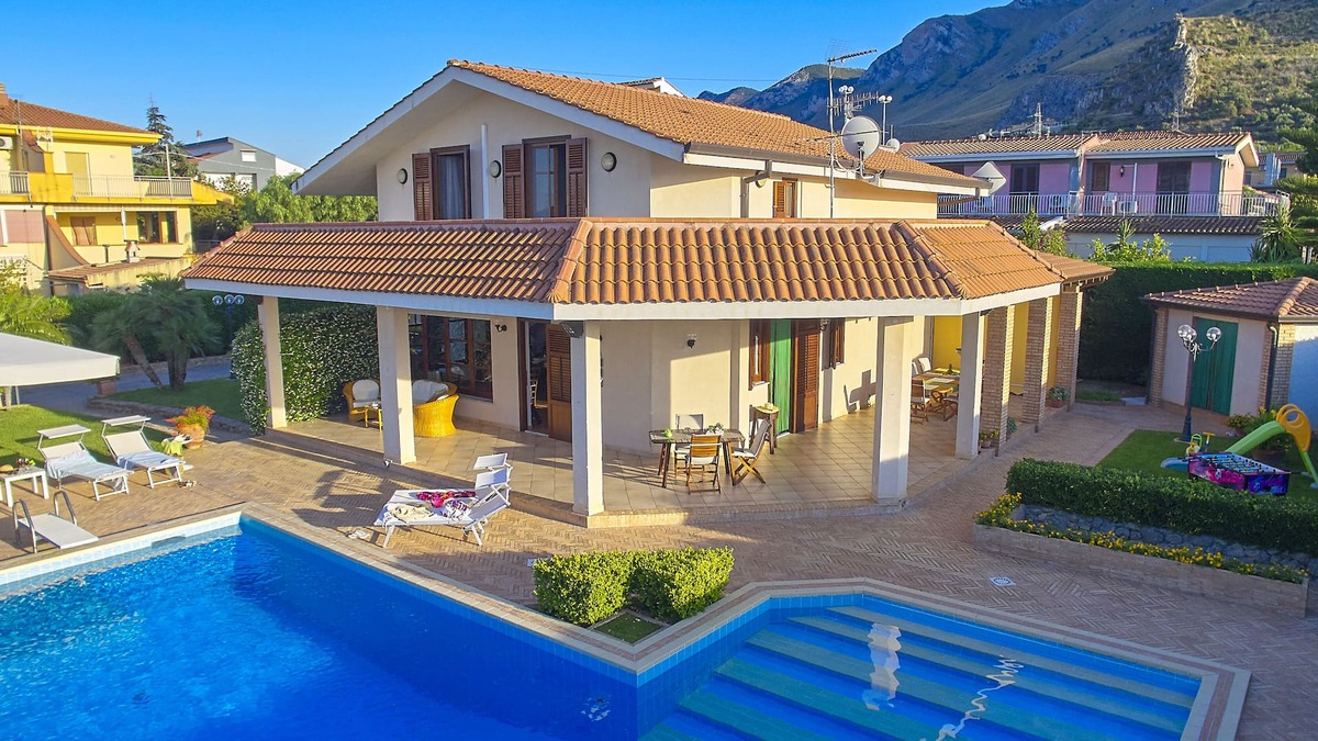 Mandra Capreria Villa | Villa with pool, 5 rooms with private bath, between Palermo and Cefalù