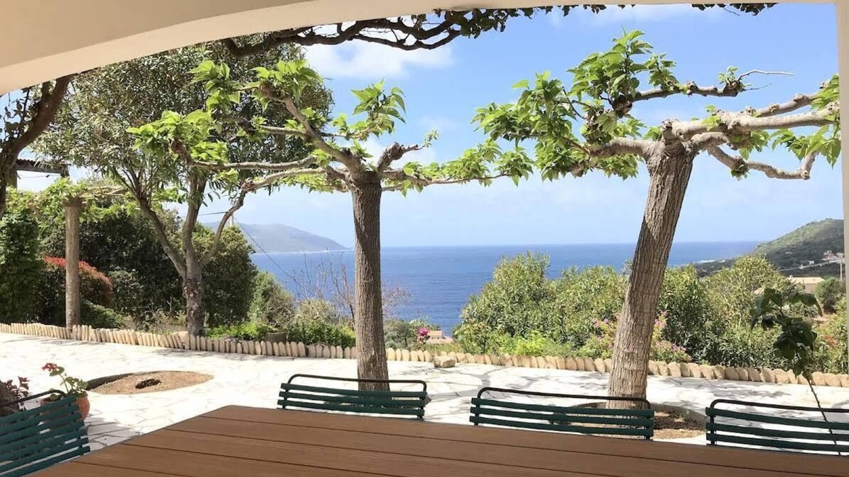 Tiuccia Villa | Villa with charming swimming pool, trees, sea view. 500 meters from the beach