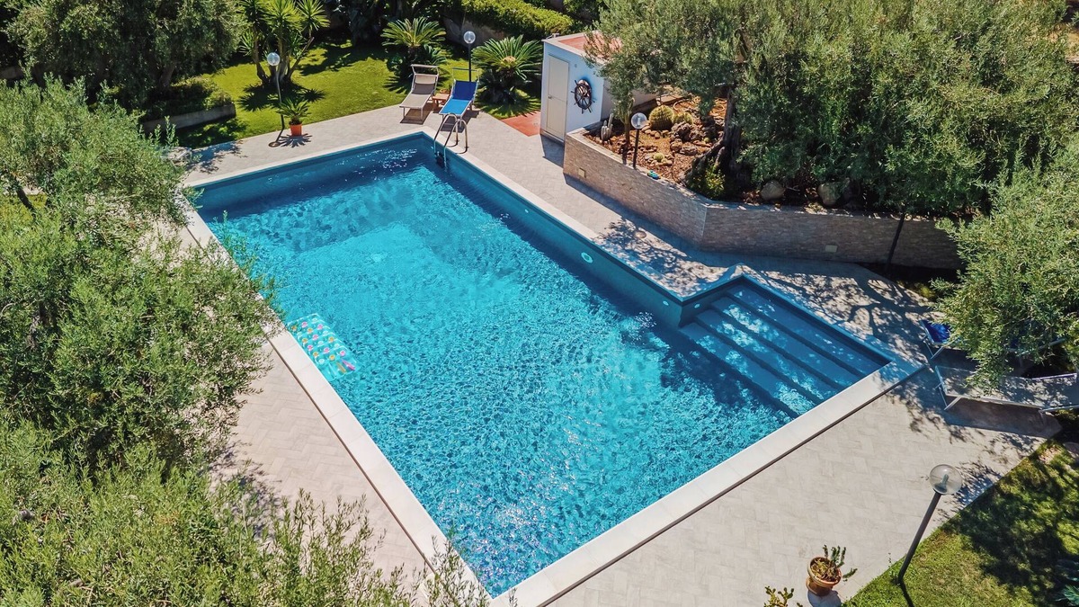 Altavilla Milicia Villa | Villa with exclusive swimming pool 5 minutes from the sea