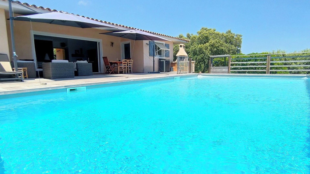 San-Gavino-di-Carbini Villa | Villa with private pool and panoramic sea and mountain views