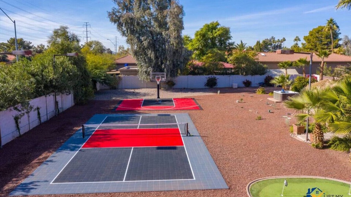 Central Scottsdale House | Villa with It ALL! SportsCourt+Putting Green+Heated Pool+Spa+Chef+Tiki Hut