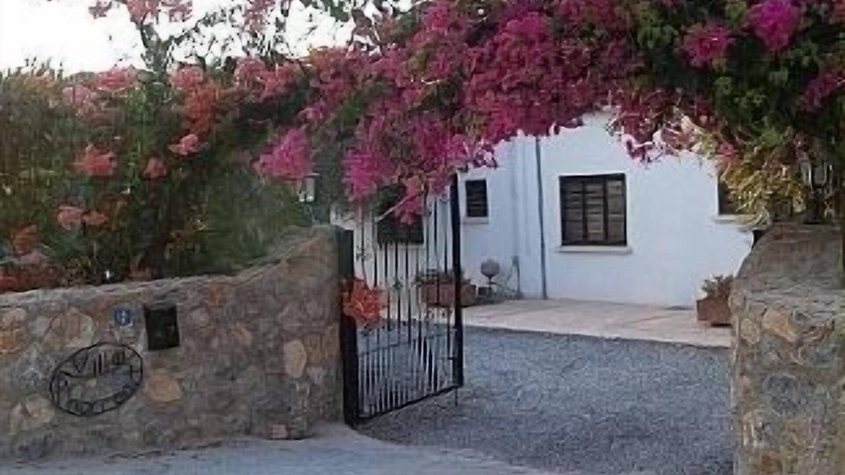 Kyrenia Villa | Villa with Large Private Pool