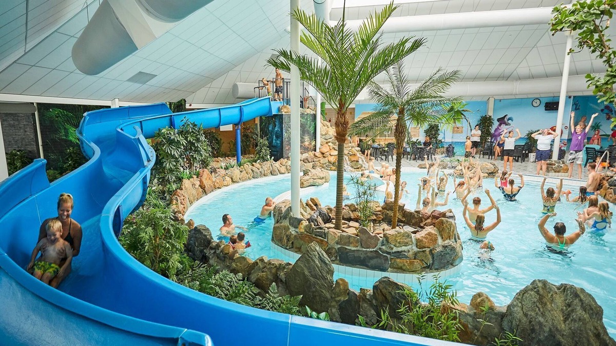 Roggel Villa | Villa with med children's room in Limburg