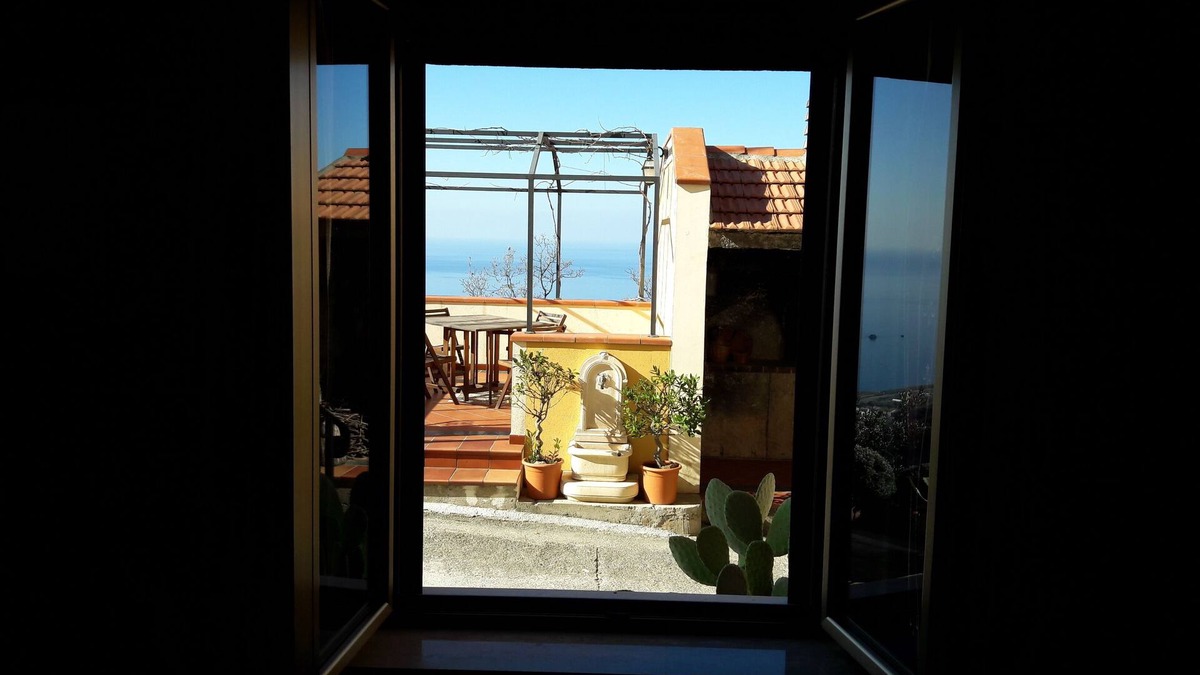 Belmonte Calabro Villa | Villa with ocean view and peaceful setting, minutes by car to the beach