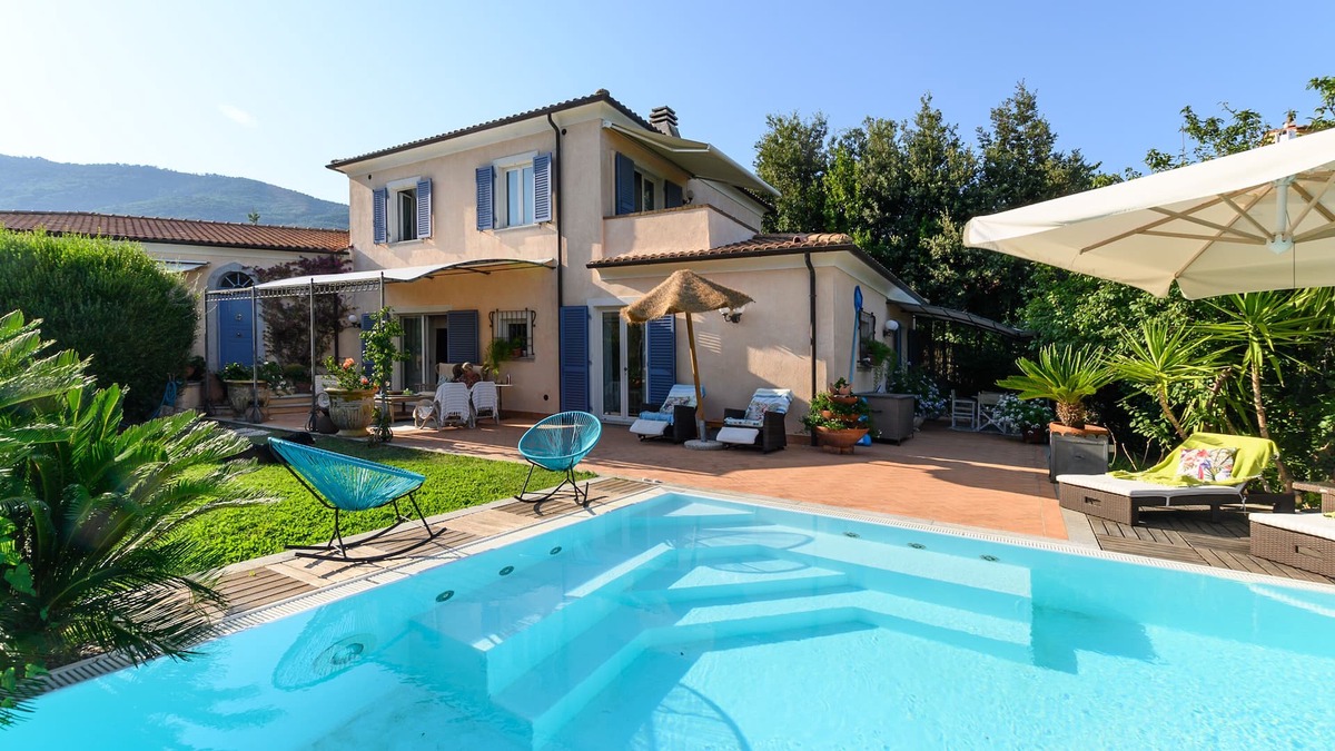 Campo nell'Elba Villa | Villa with panoramic swimming pool and garden