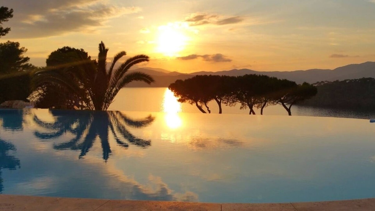 Innamorata Villa | Villa with panoramic sea view, 8-9 pax, 3 bedrooms, 2 bathrooms