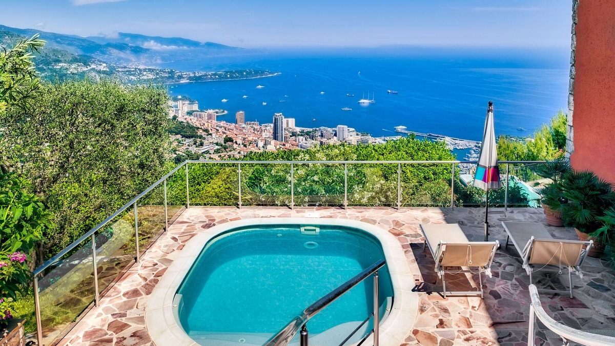 La Turbie Villa | VILLA WITH PANORAMIC VIEW OF MONACO AND ITALY FOR 4 PEOPLE