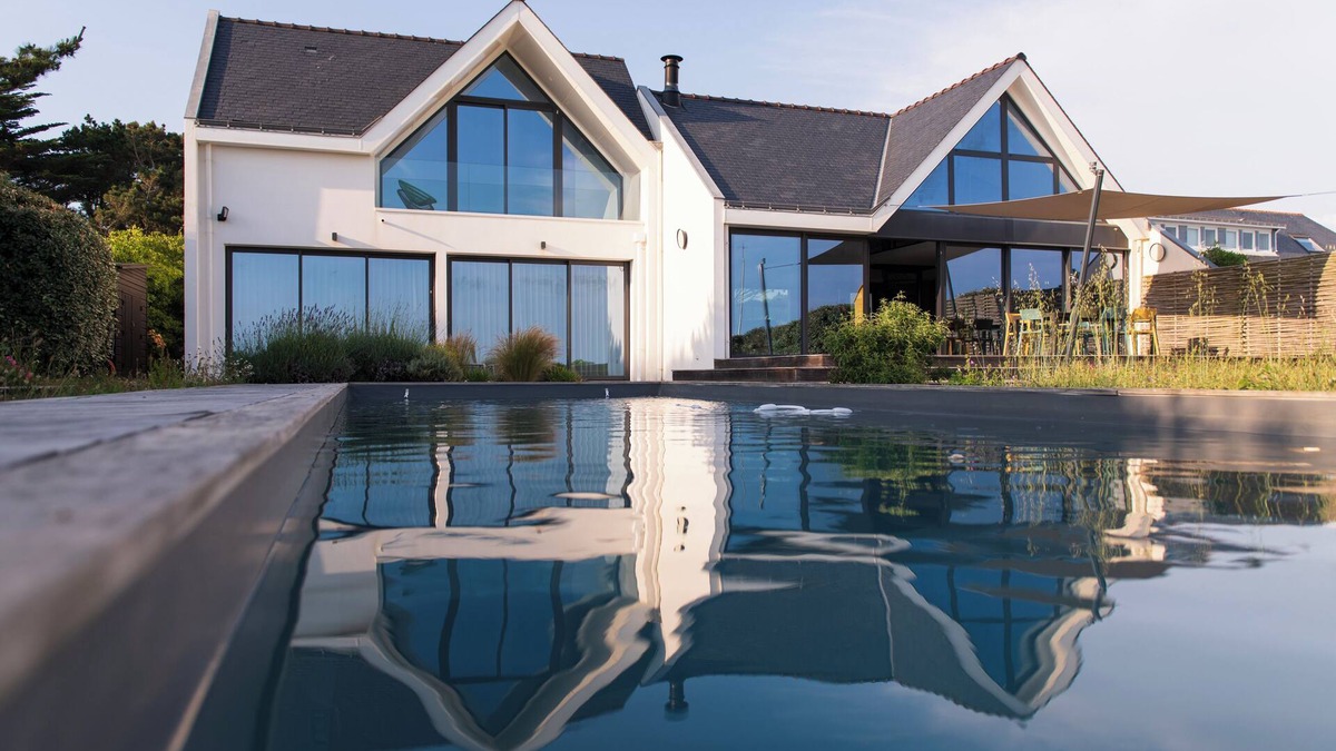 Batz-sur-Mer Villa | Villa with pool, ocean view