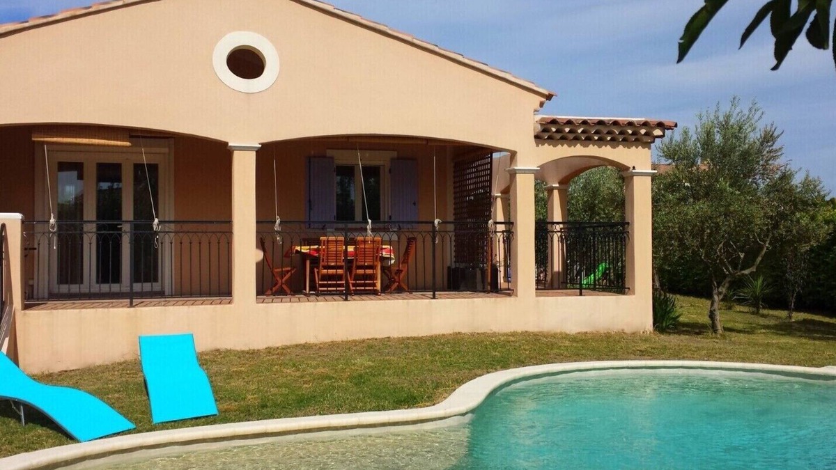 Althen-des-Paluds Villa | Villa with private pool, quiet and not overlooked near Avignon