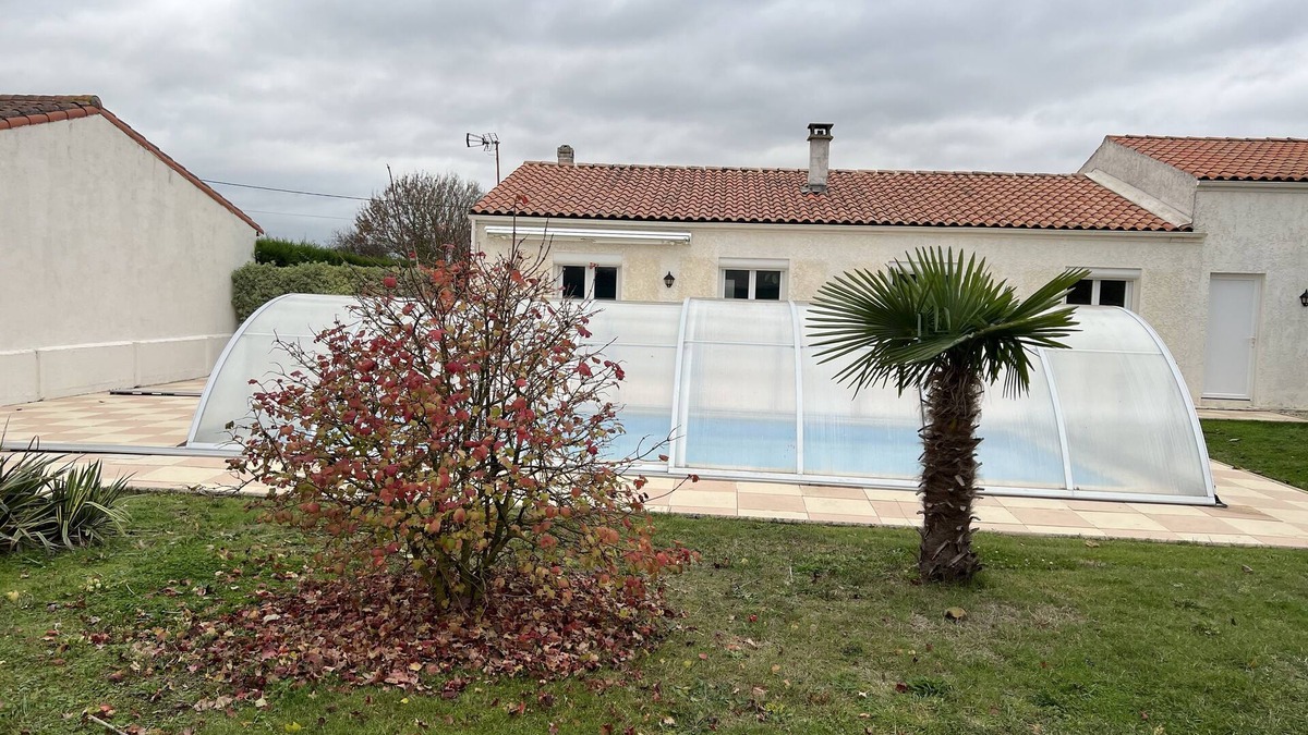 Saint Froult Villa | Villa with private pool