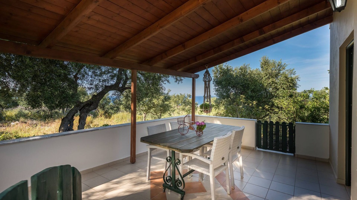 Planos Villa | Villa with sea view, pool and Breakfast included