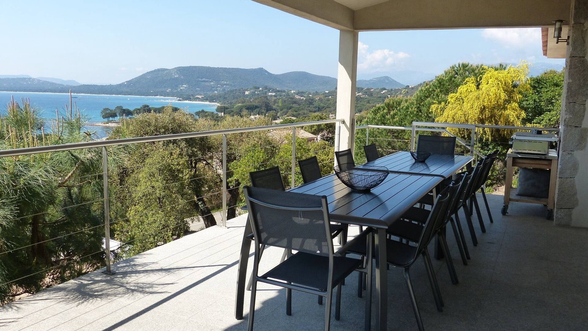 Pinarellu Villa | Villa with sea view and heated swimming pool in a quiet area and not overlooked