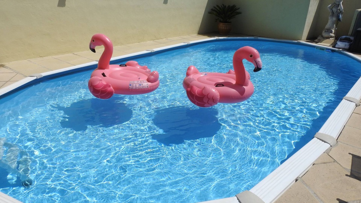 Ceyreste Villa | Villa with secure pool, beaches and Calanques, near Cassis (6 pers max)