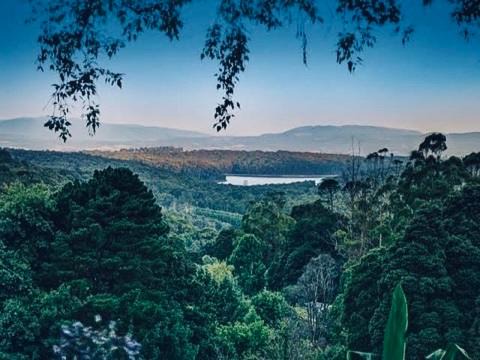 Kalorama Villa | Villa with Spa and Breathtaking Views of Dandenong Ranges