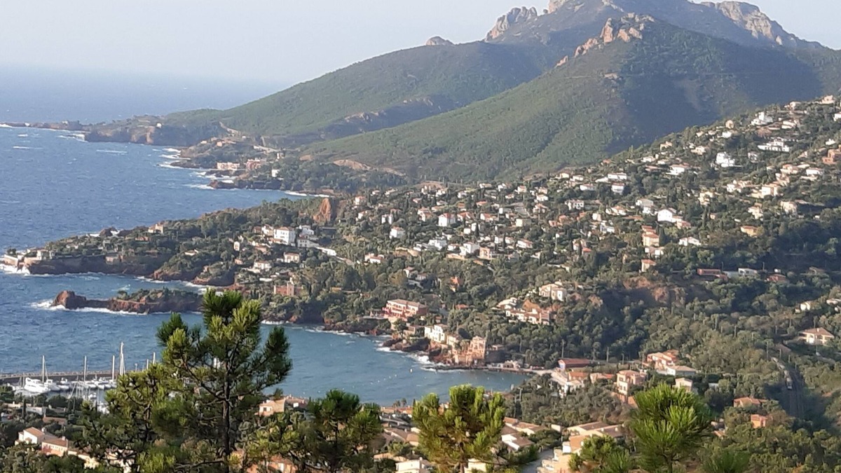 Espero-Pax Villa | Villa with superb sea view , 6 people, close to CANNES and SAINT TROPEZ