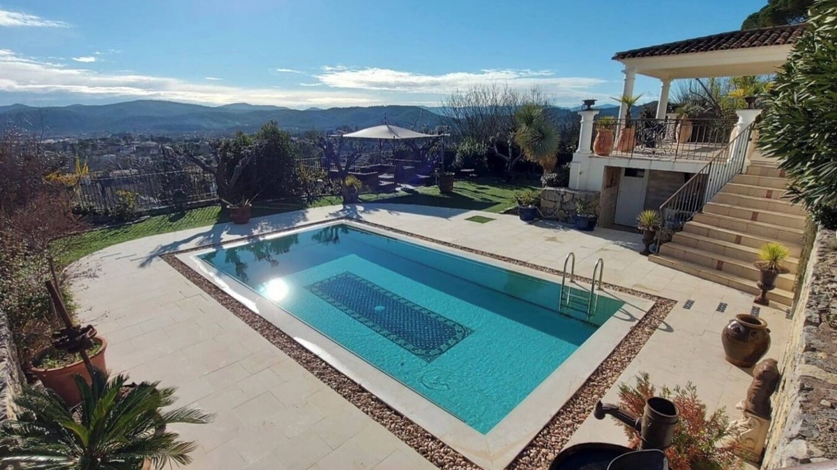 Les Arcs-sur-Argens Villa | Villa with superb panoramic view on the Maures Massif