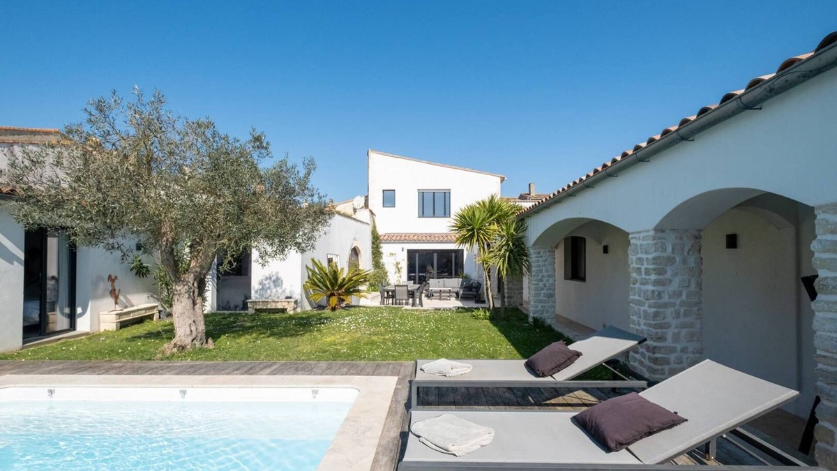 Saint-Martin-de-Re House | Villa with swimming pool in the heart of Saint Martin
