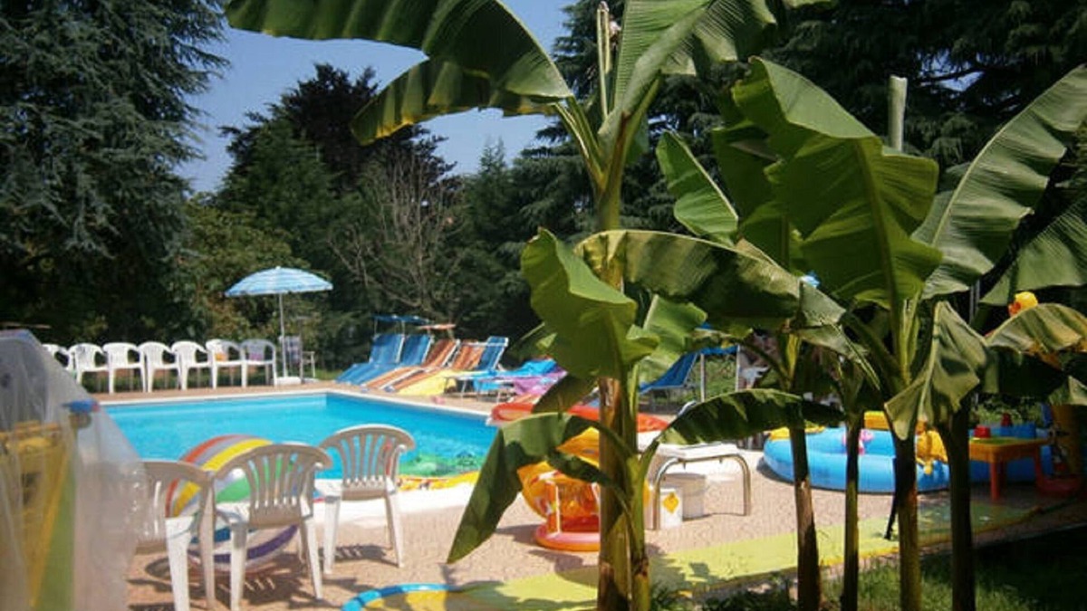 Montesiro Apartment | Villa with swimming pool in brianza