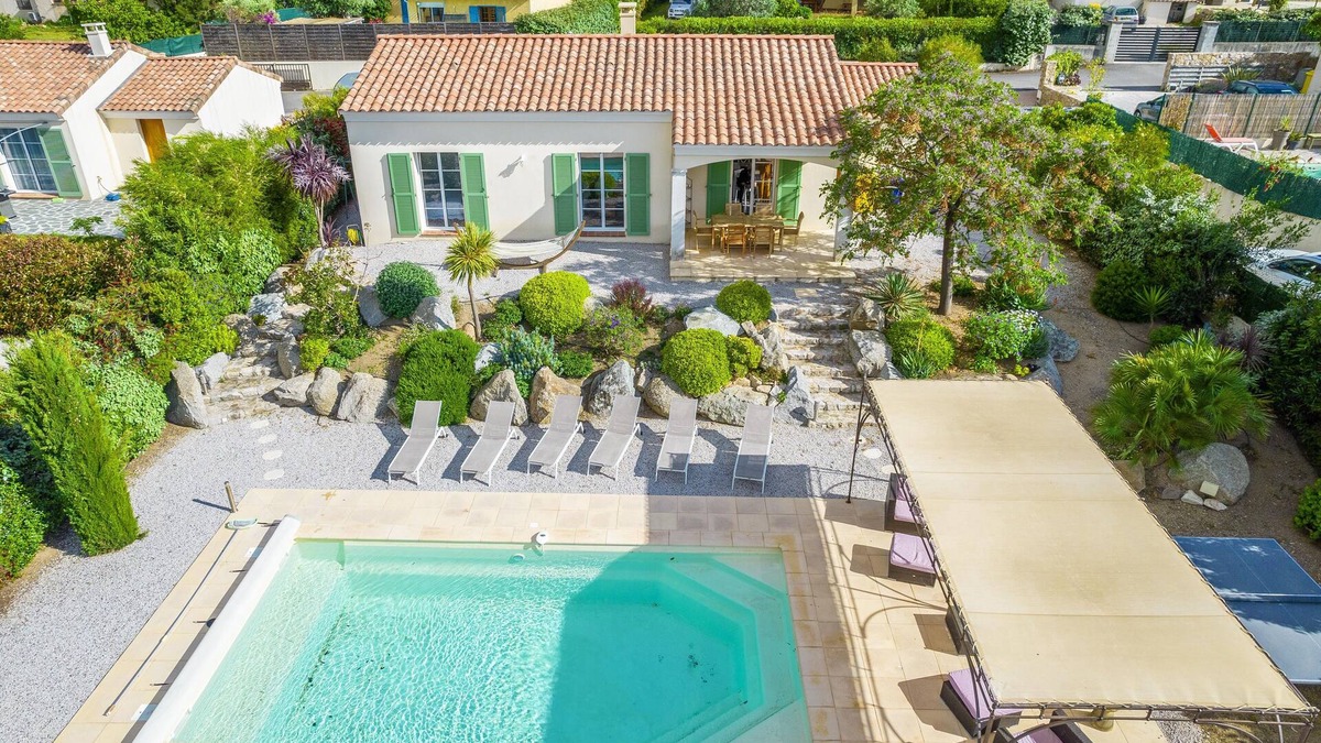 Calenzana Villa | VILLA WITH SWIMMING POOL BETWEEN SEA AND MOUNTAIN!