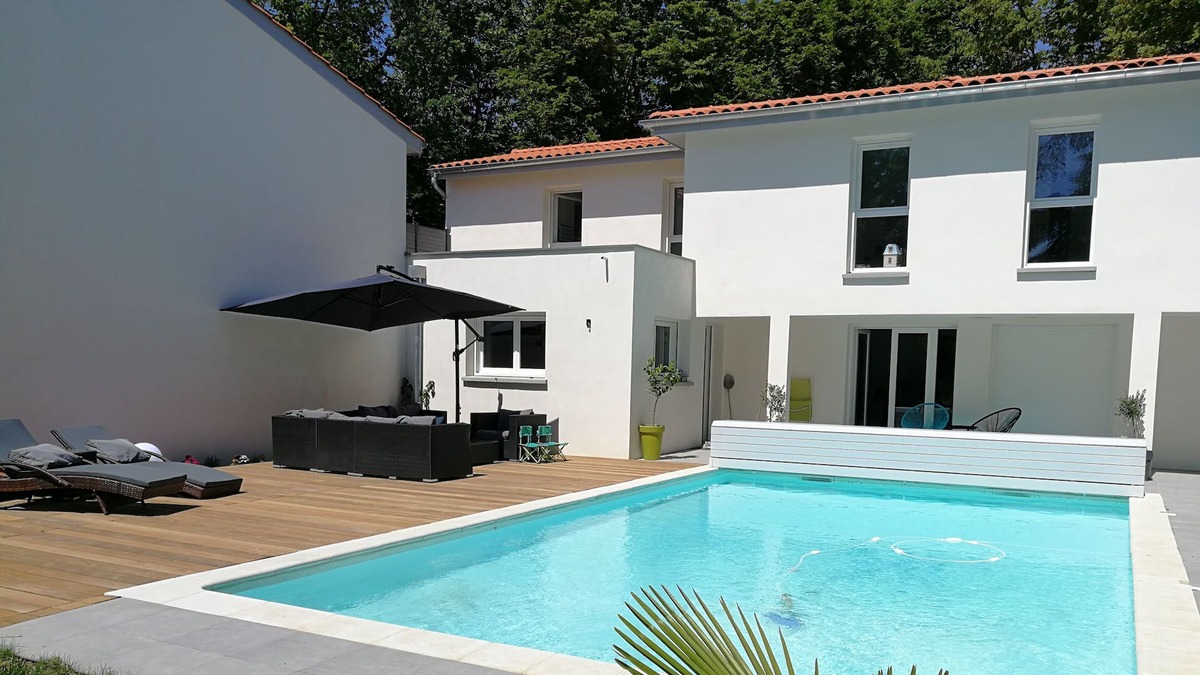 Limas Villa | Villa with swimming pool between Lyon and Beaujolais